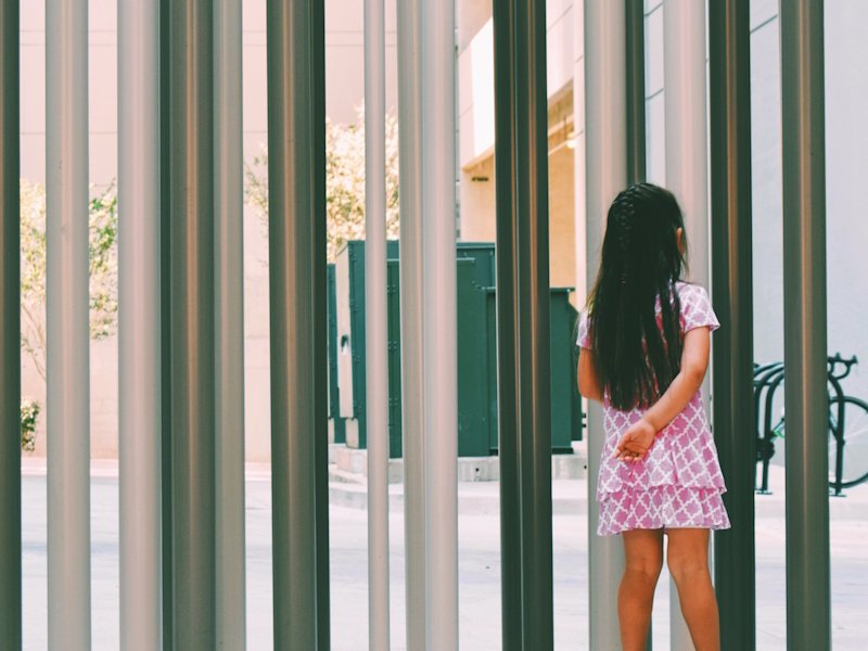 Crianças desacompanhadas no condomínio